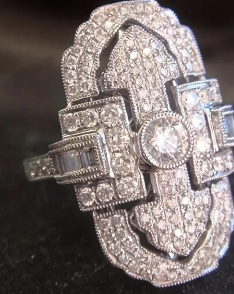 18KT White Gold Plated Art Deco Style Ring - Wow! Beautiful ❤️❤️❤️
